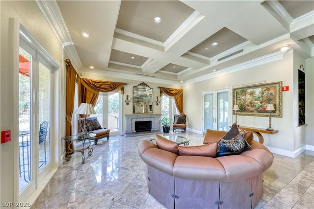 260 East Flamingo Road 304, Las Vegas, NV 89169