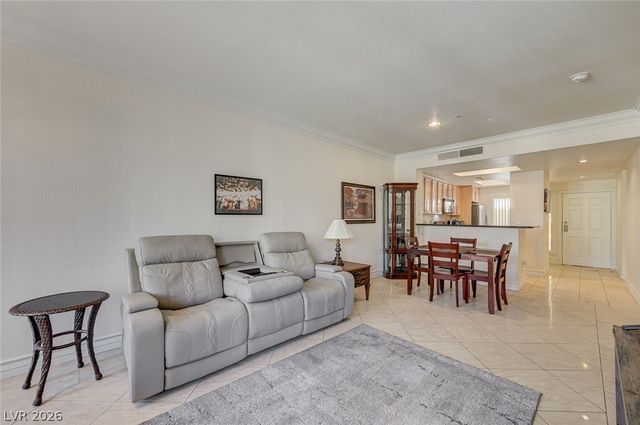 260 East Flamingo Road 304, Las Vegas, NV 89169