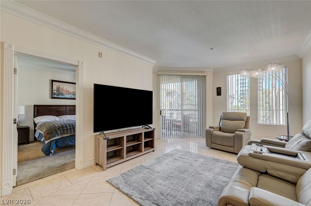 260 East Flamingo Road 304, Las Vegas, NV 89169 — photo 2