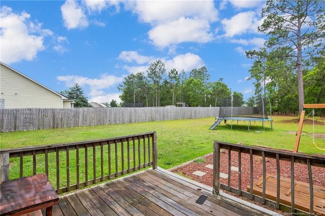 188 Fallingleaf Drive, Raeford, NC 28376
