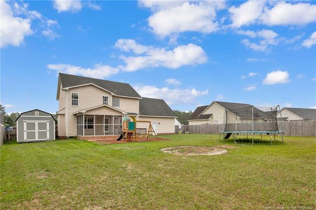 188 Fallingleaf Drive, Raeford, NC 28376