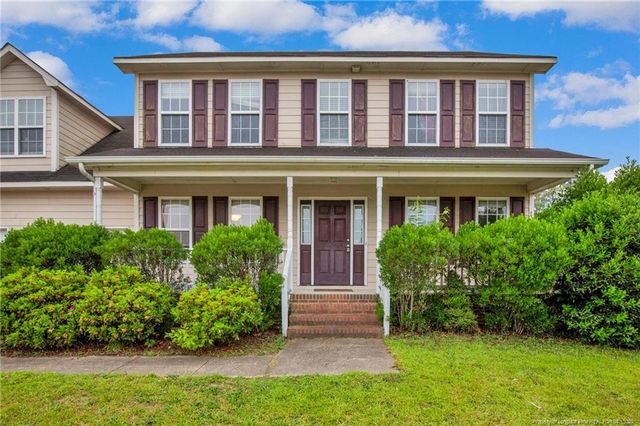 188 Fallingleaf Drive, Raeford, NC 28376