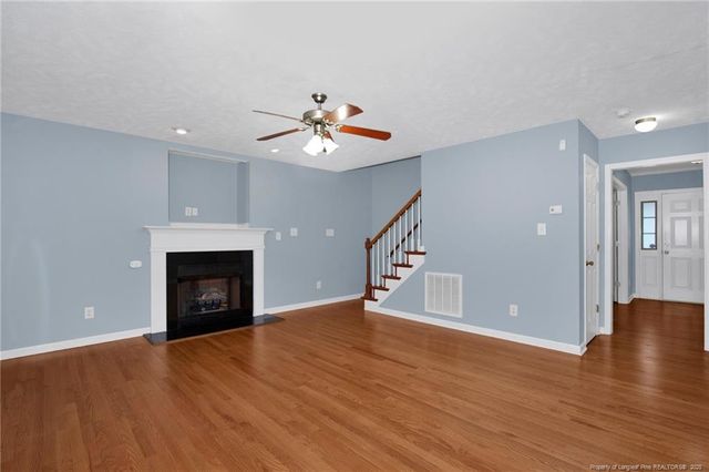 188 Fallingleaf Drive, Raeford, NC 28376