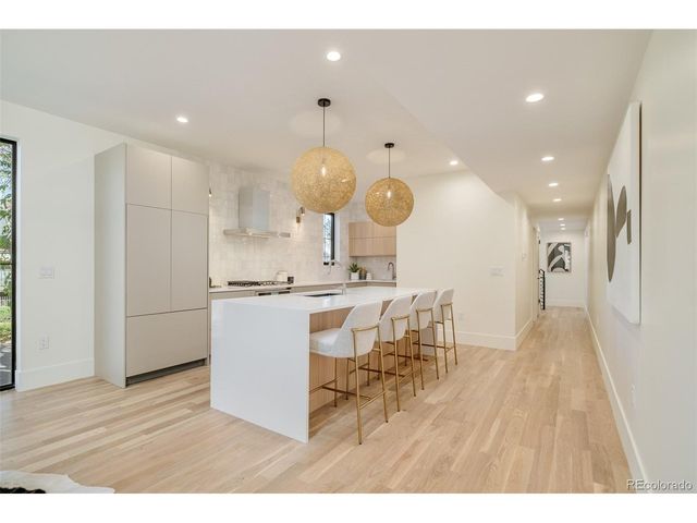 566 Cook St, Denver, CO 80206