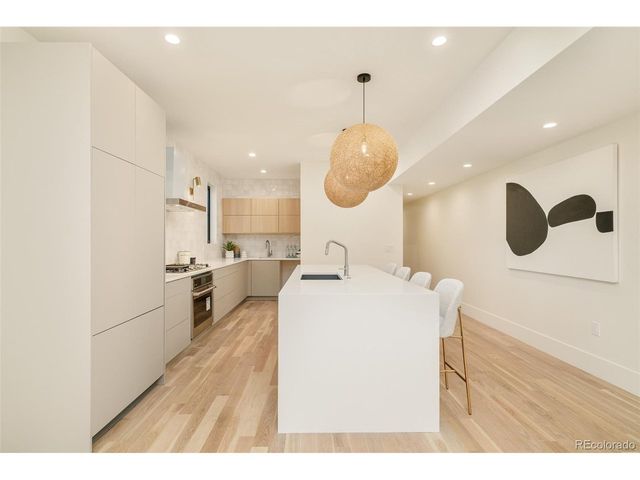 566 Cook St, Denver, CO 80206