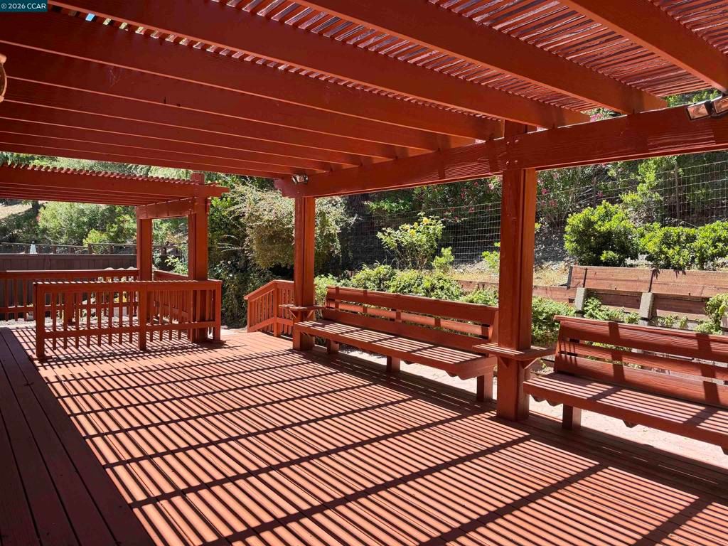 Image 10 of property listing at 117 Merion Terrace, Moraga, CA 94556
