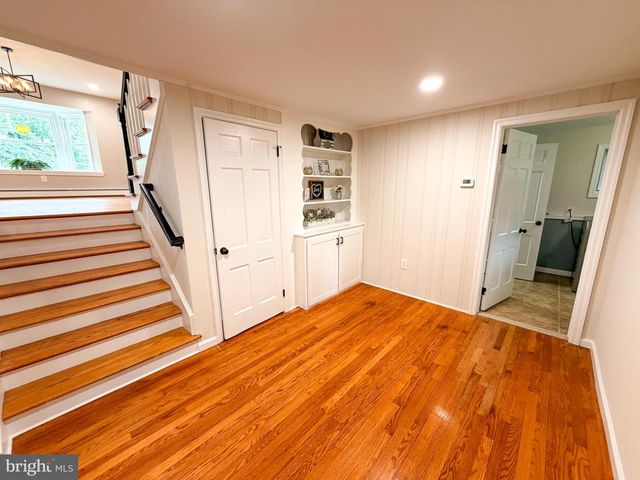 373 KINGS HWY, Swedesboro, NJ 08085