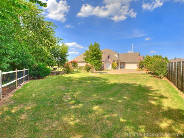 8018 N 144th Avenue E, Owasso, OK 74055