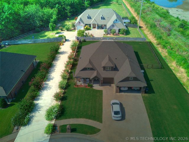 8018 N 144th Avenue E, Owasso, OK 74055