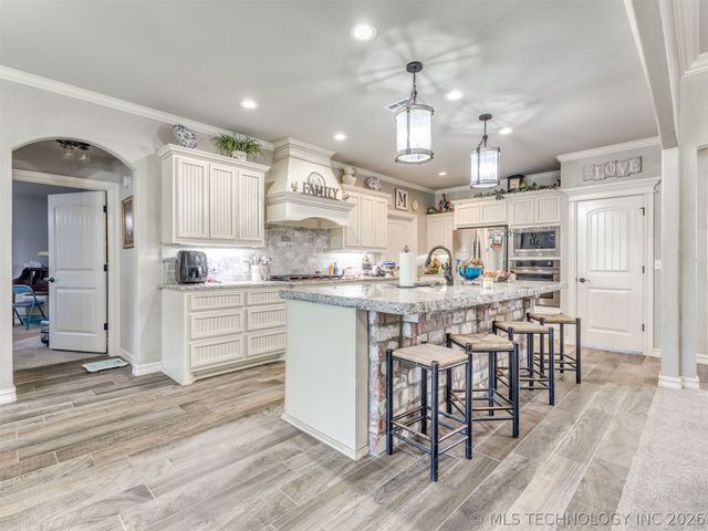 8018 N 144th Avenue E, Owasso, OK 74055