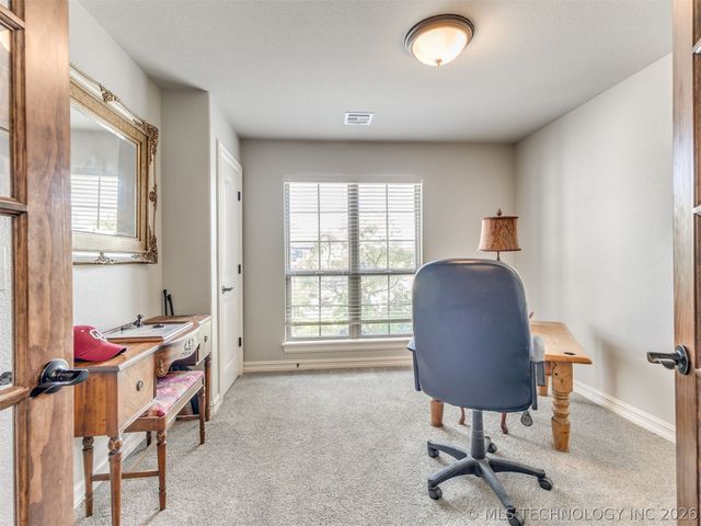 8018 N 144th Avenue E, Owasso, OK 74055