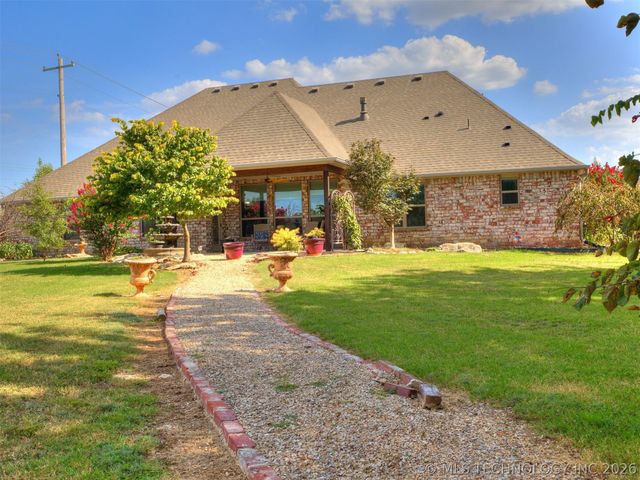 8018 N 144th Avenue E, Owasso, OK 74055