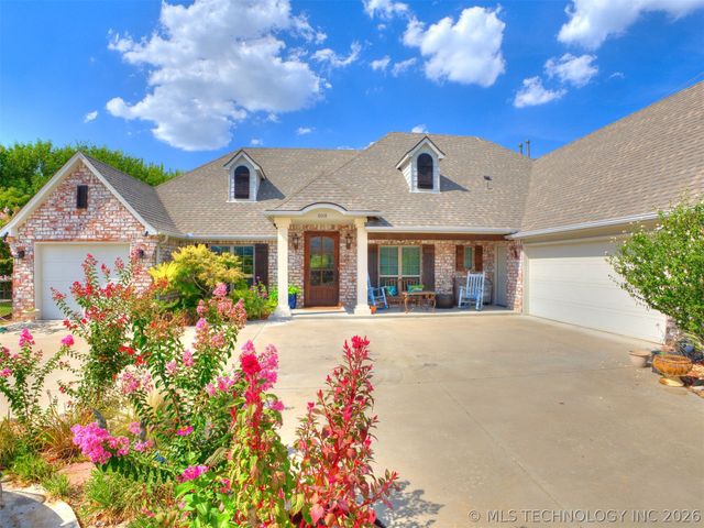 8018 N 144th Avenue E, Owasso, OK 74055