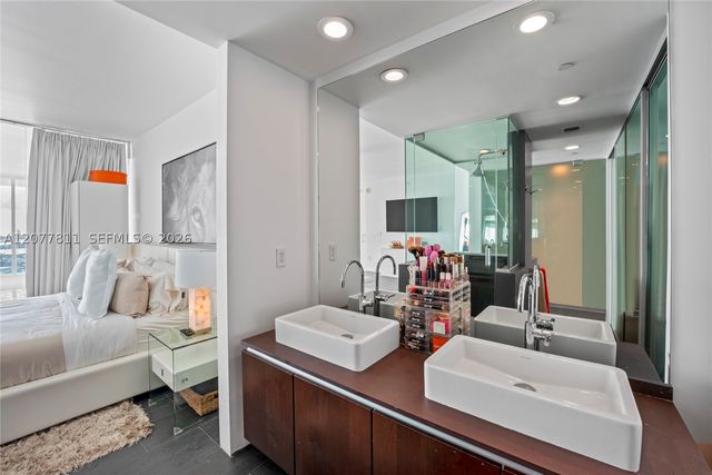 1040 Biscayne Blvd 3203, Miami, FL 33132