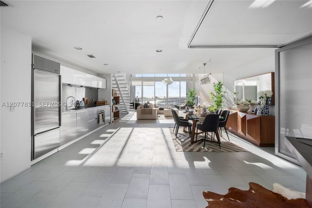 1040 Biscayne Blvd 3203, Miami, FL 33132