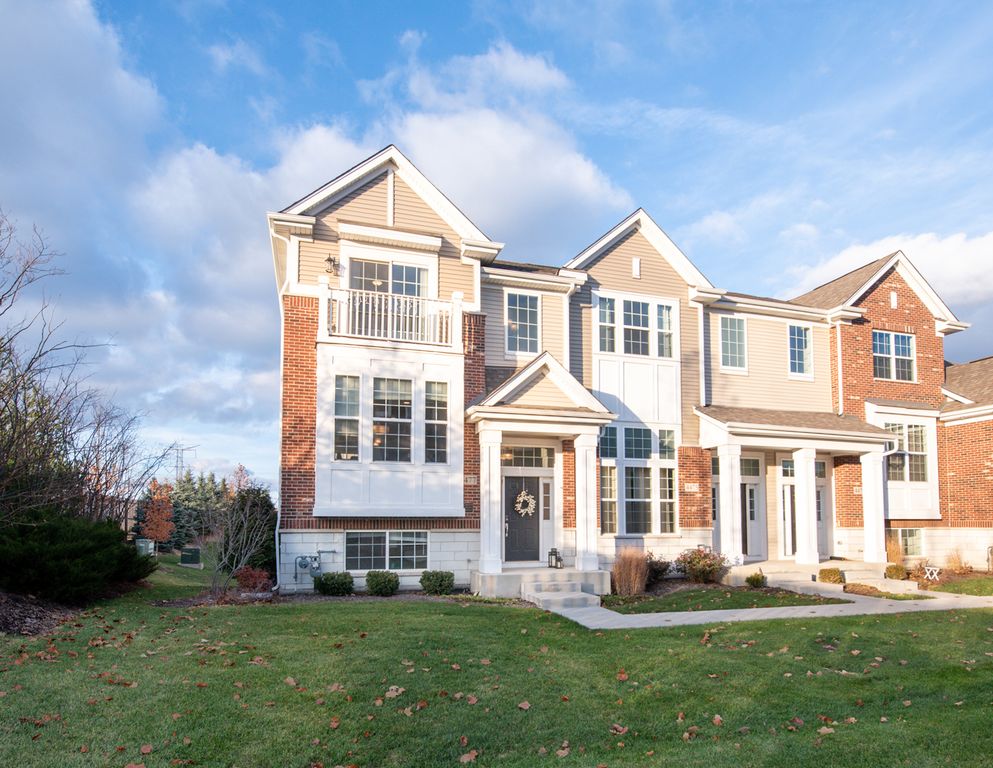4477 Monroe Court, Naperville, IL 60564