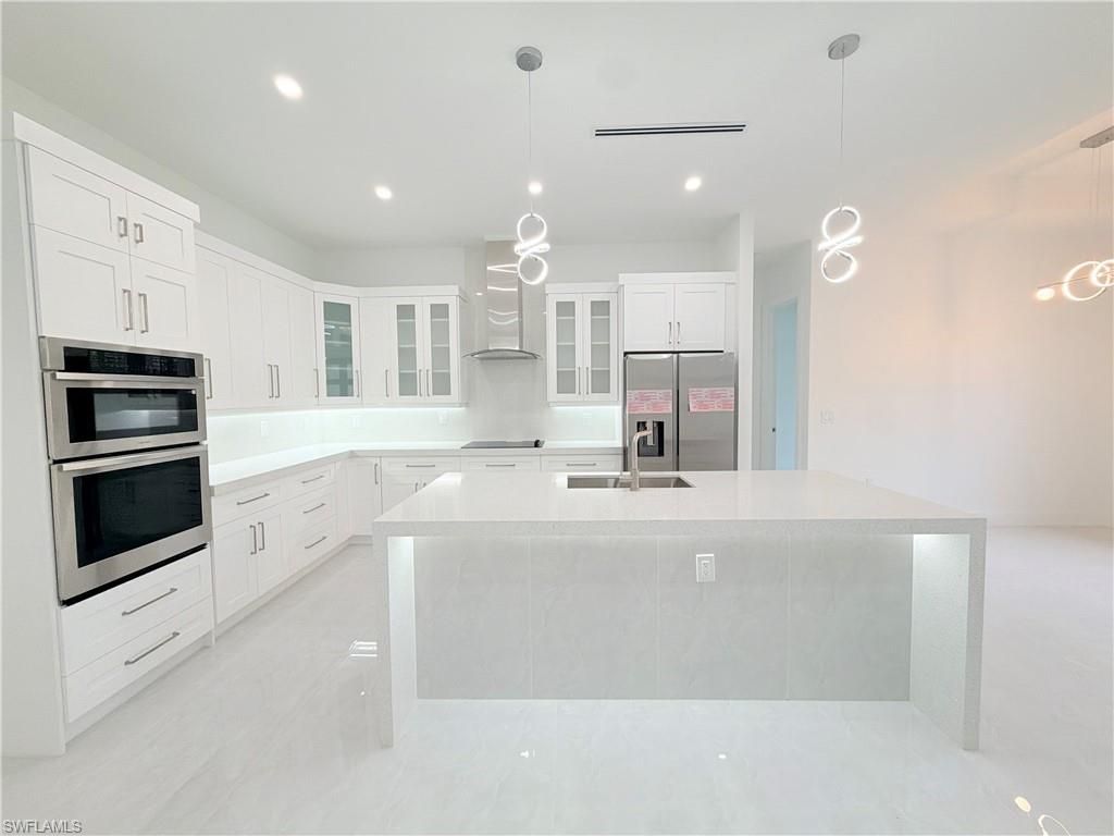 1919 Robert AVE, LEHIGH ACRES, FL 33972 — photo 2