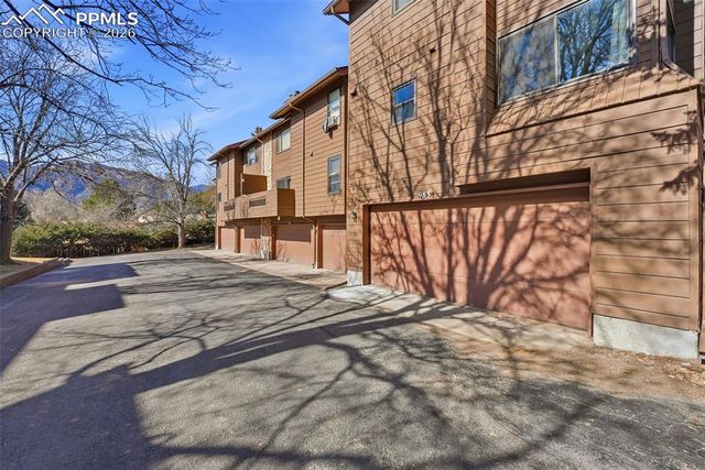 983 Moorings Drive, Colorado Springs, CO 80906