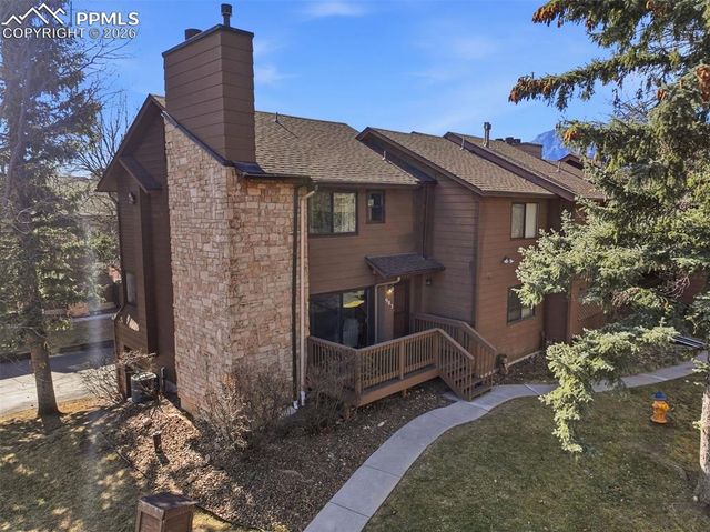 983 Moorings Drive, Colorado Springs, CO 80906