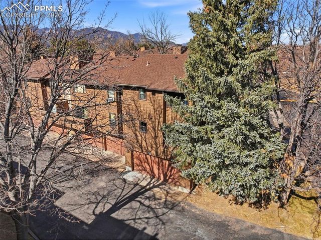 983 Moorings Drive, Colorado Springs, CO 80906