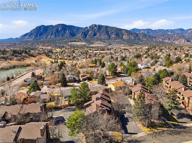 983 Moorings Drive, Colorado Springs, CO 80906