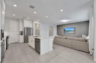 1033 Eucalyptus Dr, Hollywood, FL 33021