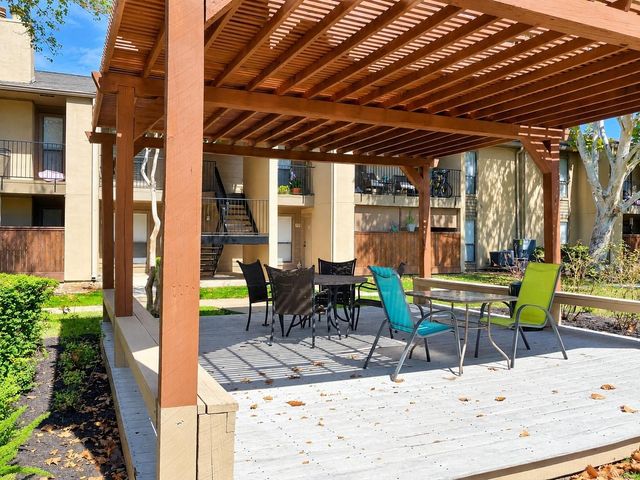 3300 Pebblebrook Drive 62, Seabrook, TX 77586