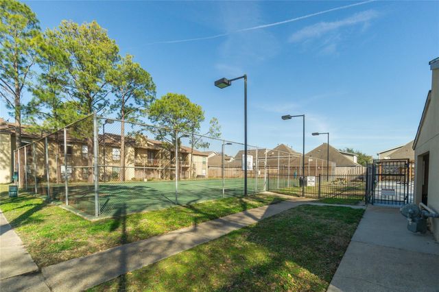 3300 Pebblebrook Drive 62, Seabrook, TX 77586