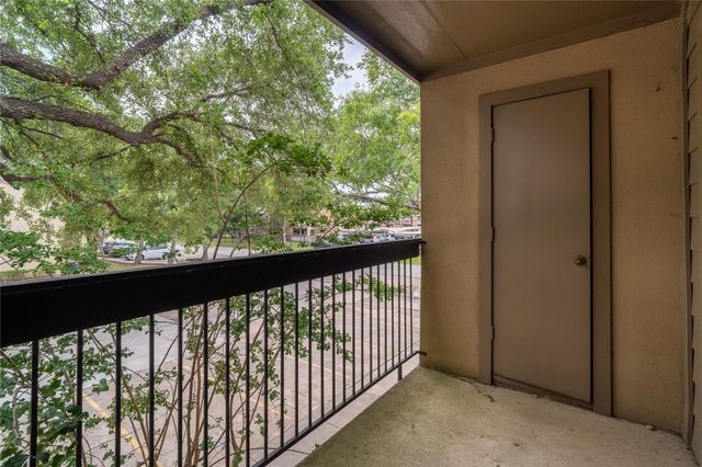 3300 Pebblebrook Drive 62, Seabrook, TX 77586
