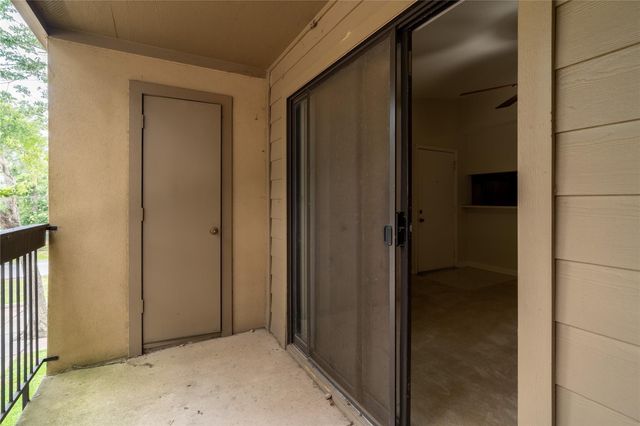 3300 Pebblebrook Drive 62, Seabrook, TX 77586