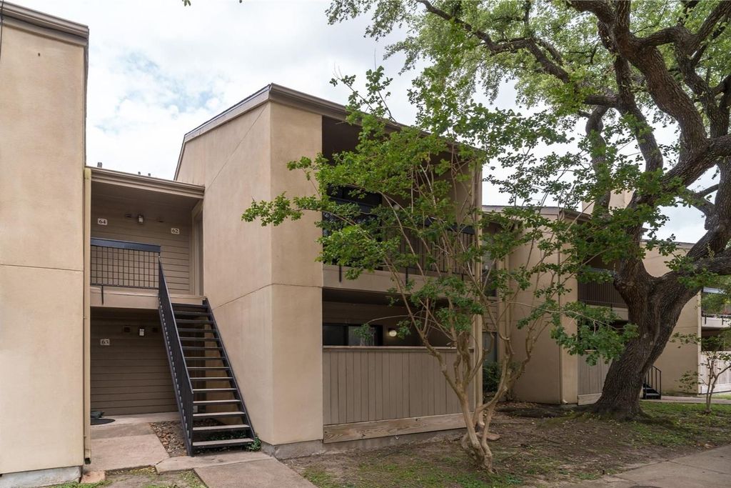 3300 Pebblebrook Drive 62, Seabrook, TX 77586