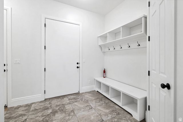 947 W AMETHYST DR, St. George, UT 84770