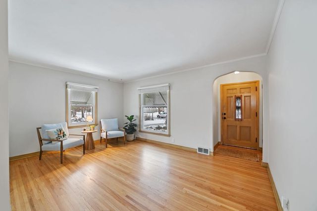 6233 Irving Avenue S, Richfield, MN 55423