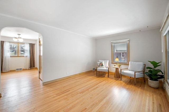 6233 Irving Avenue S, Richfield, MN 55423