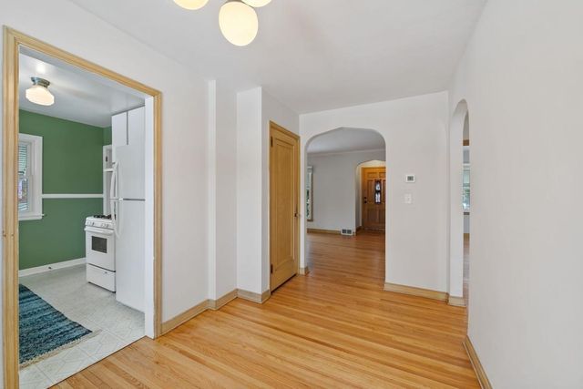 6233 Irving Avenue S, Richfield, MN 55423