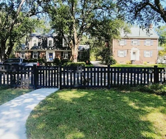 200 Warren Street, Walterboro, SC 29488