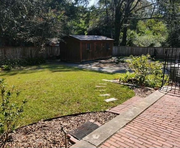 200 Warren Street, Walterboro, SC 29488
