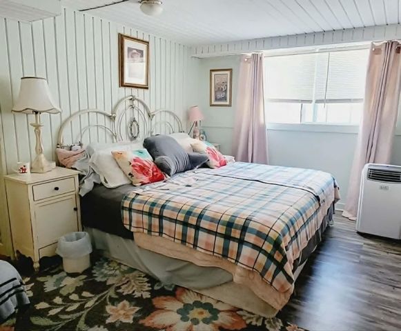 200 Warren Street, Walterboro, SC 29488