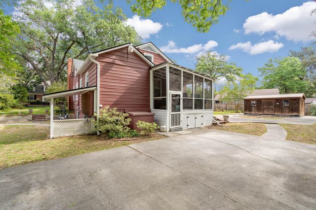 200 Warren Street, Walterboro, SC 29488