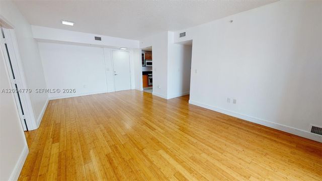 18800 NE 29th Ave 922, Aventura, FL 33180