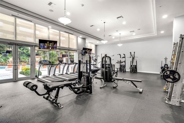 18800 NE 29th Ave 922, Aventura, FL 33180