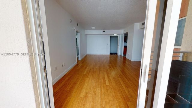 18800 NE 29th Ave 922, Aventura, FL 33180