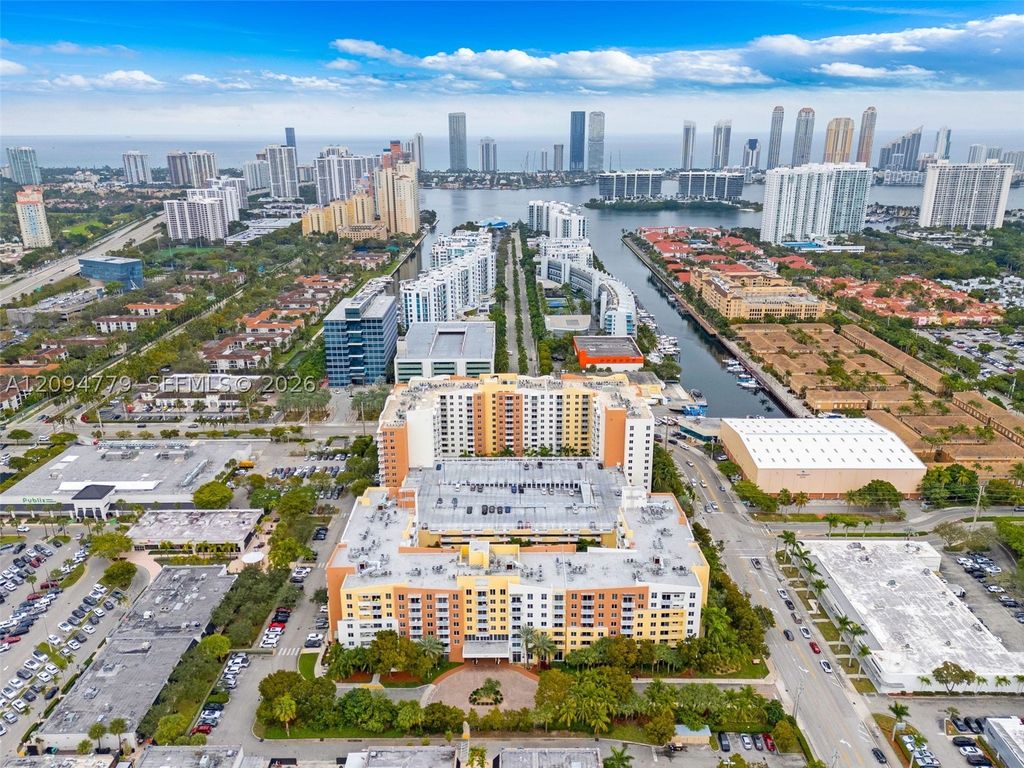 18800 NE 29th Ave 922, Aventura, FL 33180