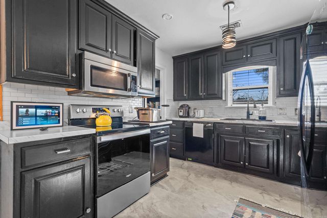 103 Longleaf Ct, Hot Springs, AR 71901