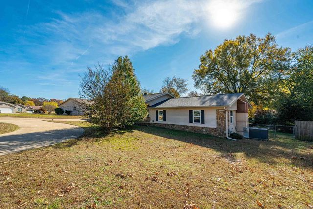 103 Longleaf Ct, Hot Springs, AR 71901