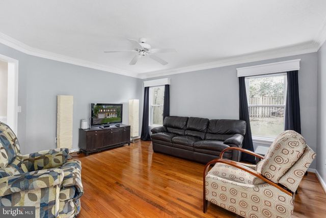 3123 WOODLAND LN, Alexandria, VA 22309