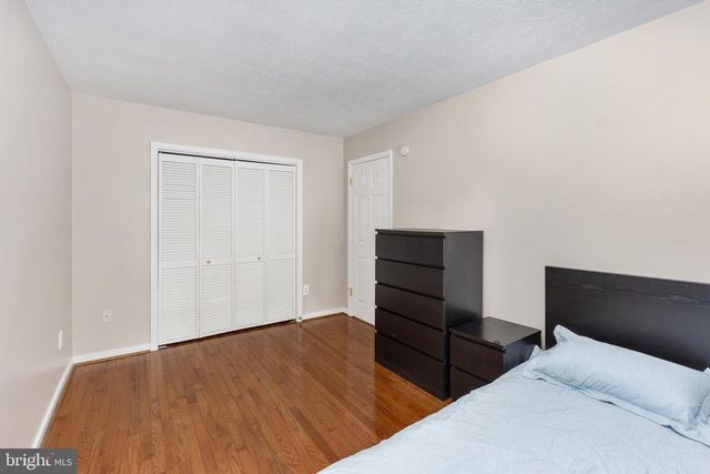 3123 WOODLAND LN, Alexandria, VA 22309