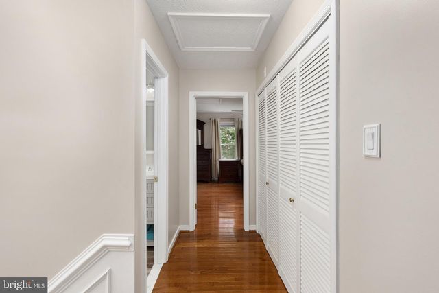3123 WOODLAND LN, Alexandria, VA 22309