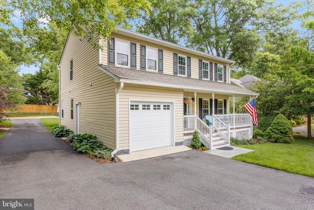 3123 WOODLAND LN, Alexandria, VA 22309