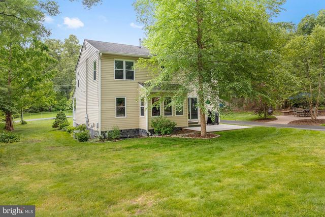 3123 WOODLAND LN, Alexandria, VA 22309